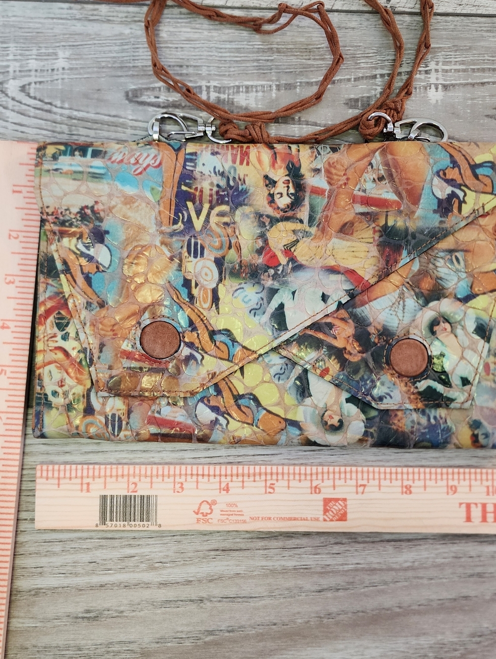 Esther Boken Vintage Embossed 'Bathing Beauty' Printed Leather Crossbody Bag - Picture 3 of 11